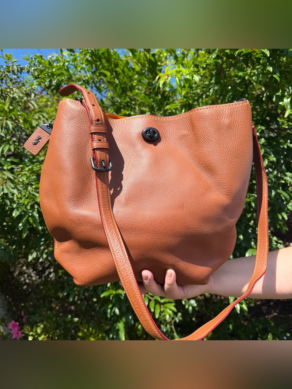 EUC Coach 1941 Pebble Leather Large Duffle Shoulder Bag Saddle Brown 58019